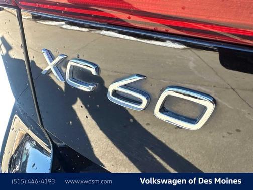 2022 Volvo XC60 B5 Inscription