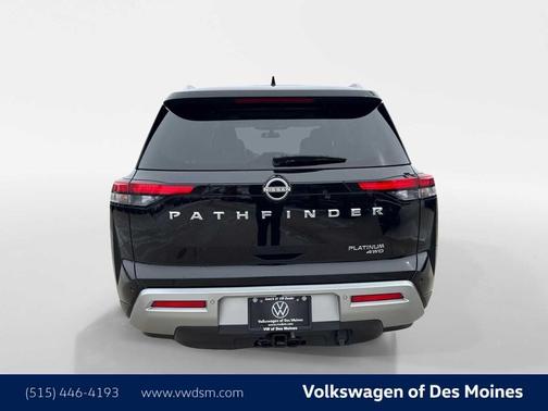 2022 Nissan Pathfinder Platinum 4WD