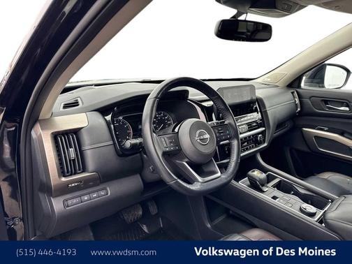 2022 Nissan Pathfinder Platinum 4WD