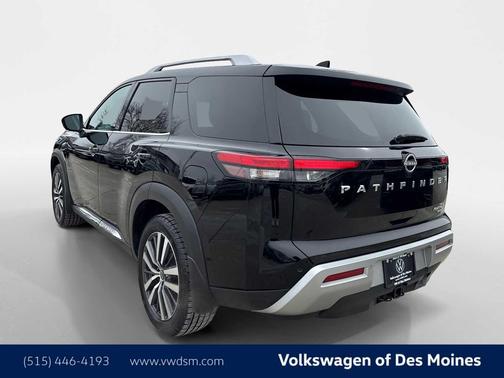 2022 Nissan Pathfinder Platinum 4WD