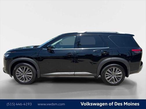 2023 Nissan Pathfinder SL 4WD