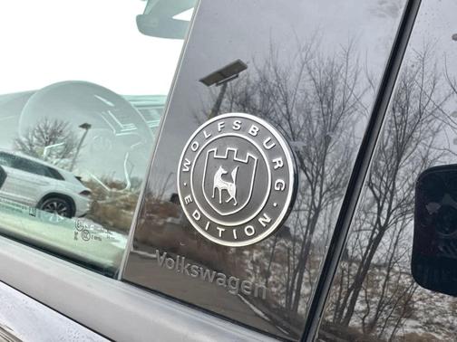 2024 Volkswagen Tiguan 2.0T Wolfsburg Edition