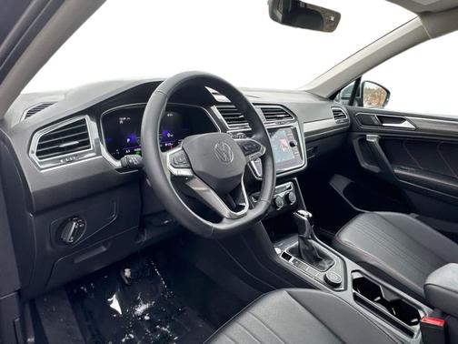 2024 Volkswagen Tiguan 2.0T Wolfsburg Edition