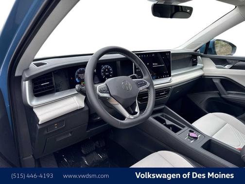 2025 Volkswagen Tiguan 2.0T SE 4MOTION