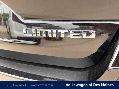 Diamond Black Crystal Pearlcoat 2022 Jeep Grand Cherokee Limited
