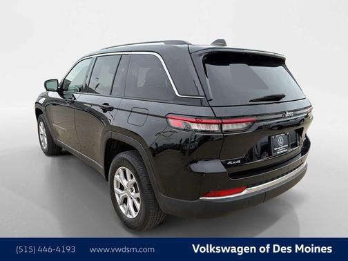 Diamond Black Crystal Pearlcoat 2022 Jeep Grand Cherokee Limited