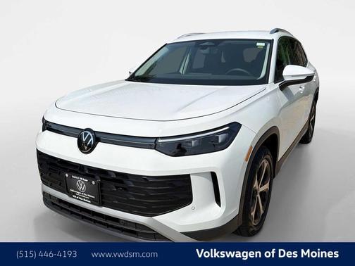 Pure White 2026 Volkswagen Tiguan 2.0T SE