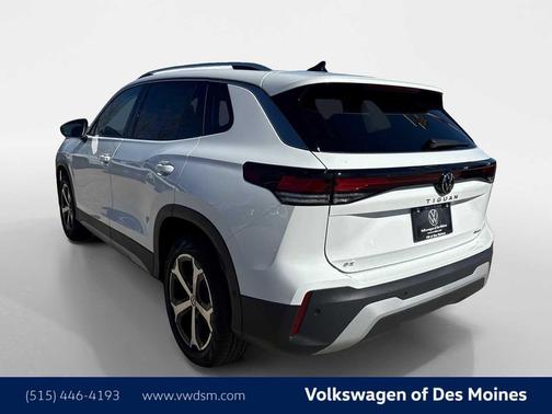 Pure White 2026 Volkswagen Tiguan 2.0T SE 4MOTION