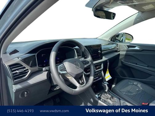 2025 Volkswagen Taos 1.5T SE Black