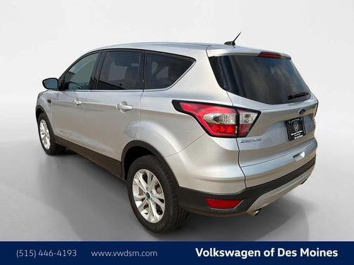 Ingot Silver Metallic 2017 Ford Escape SE