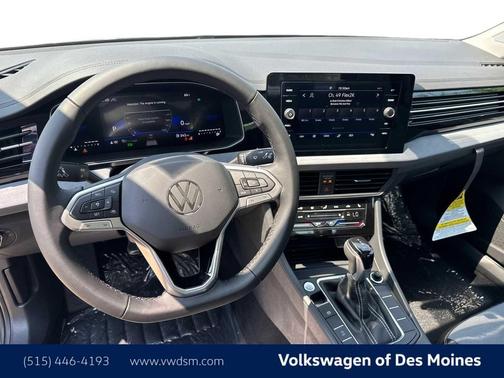 2025 Volkswagen Jetta 1.5T SE