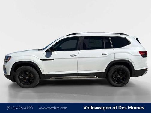 Opal White Pearl 2026 Volkswagen Atlas Peak Edition