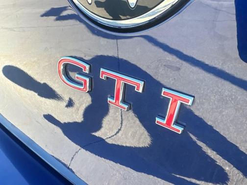 2023 Volkswagen Golf GTI 2.0T S DSG