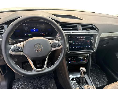 2024 Volkswagen Tiguan 2.0T SE 4MOTION