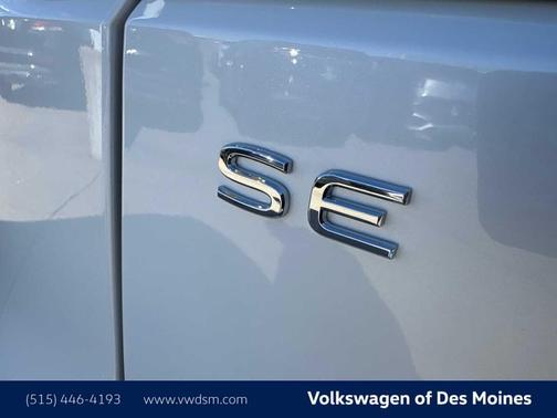 Opal White Pearl 2026 Volkswagen Atlas 2.0T SE w/Technology 4MOTION