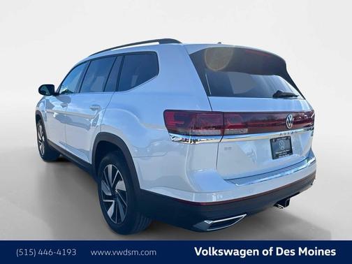 Opal White Pearl 2026 Volkswagen Atlas 2.0T SE w/Technology 4MOTION