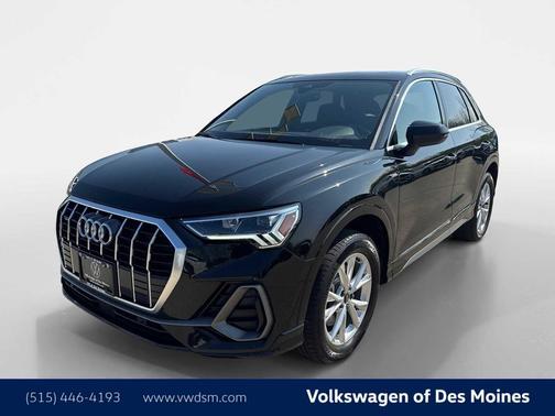 Mythos Black Metallic 2025 Audi Q3 Premium 45 TFSI S line quattro Tiptronic