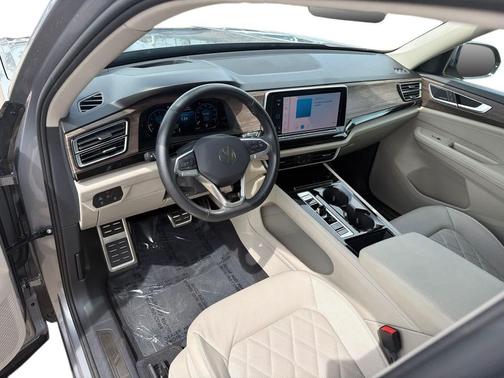 Silver Mist Metallic 2026 Volkswagen Atlas 2.0T SEL Premium R-Line 4MOTION
