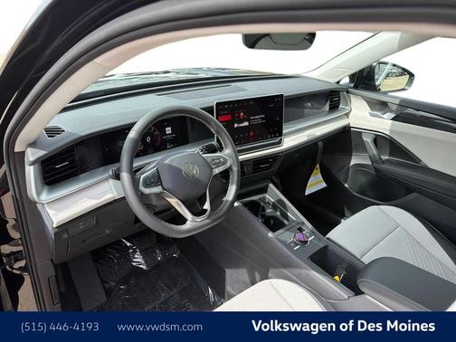 Deep Black Pearl 2026 Volkswagen Tiguan 2.0T SE 4MOTION