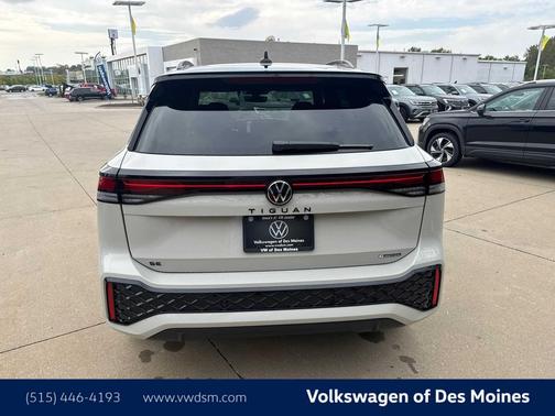 2025 Volkswagen Tiguan 2.0T SE R-Line Black 4MOTION