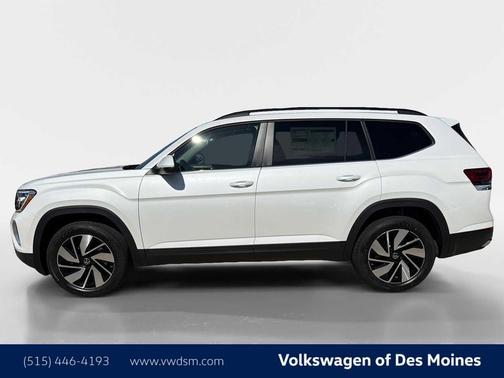 Opal White Pearl 2026 Volkswagen Atlas 2.0T SE w/Technology 4MOTION