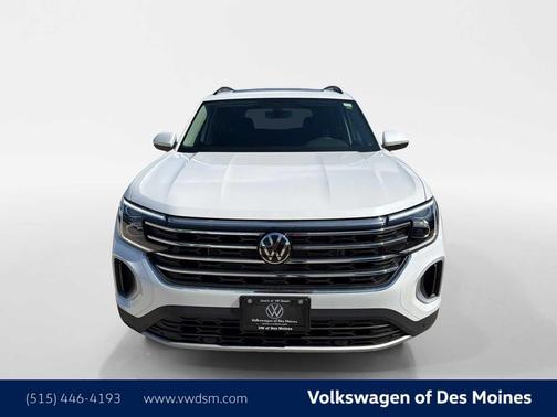 Opal White Pearl 2026 Volkswagen Atlas 2.0T SE w/Technology 4MOTION
