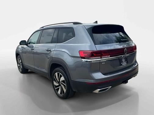 2025 Volkswagen Atlas 2.0T SE w/Technology 4MOTION