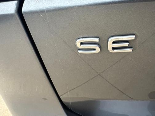 2025 Volkswagen Atlas 2.0T SE w/Technology 4MOTION