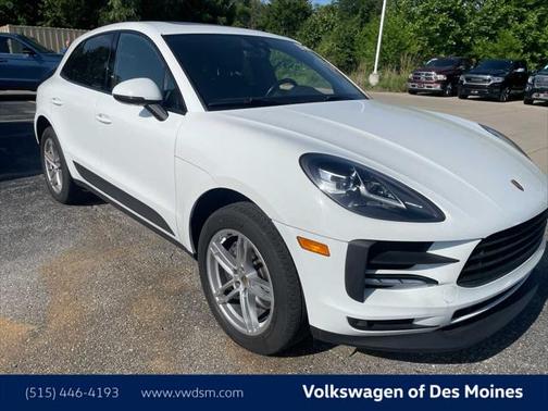 2021 Porsche Macan Base