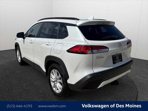 2022 Toyota Corolla Cross LE