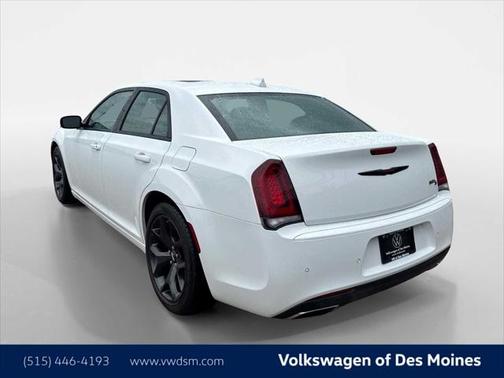 2023 Chrysler 300 S