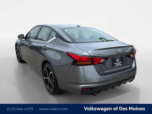 2023 Nissan Altima SR FWD