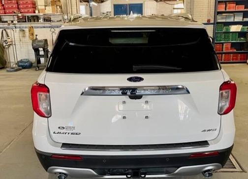 STAR WHITE MET TRI-COAT 2022 Ford Explorer LIMITED