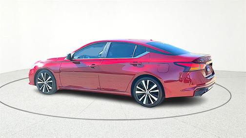 2021 Nissan Altima SR VC-Turbo FWD