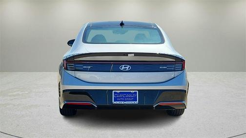 2026 Hyundai SONATA SEL