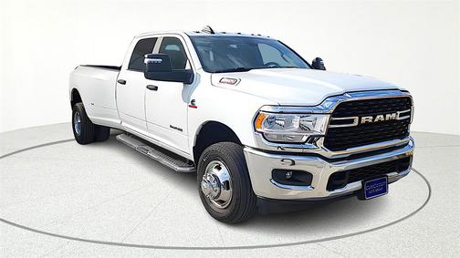 2024 RAM 3500 Big Horn Crew Cab 4x4 8' Box