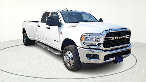 2024 RAM 3500 Big Horn Crew Cab 4x4 8' Box