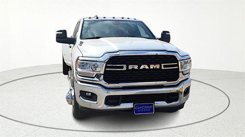 2024 RAM 3500 Big Horn Crew Cab 4x4 8' Box
