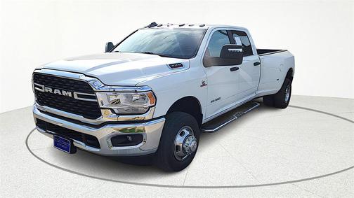 2024 RAM 3500 Big Horn Crew Cab 4x4 8' Box