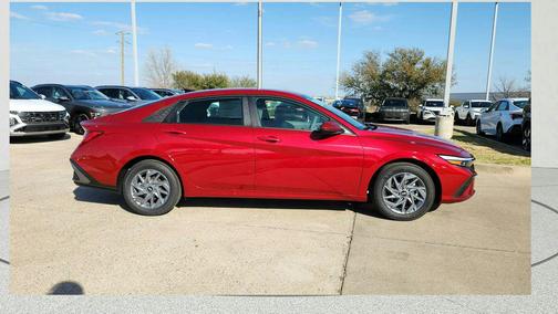 2026 Hyundai ELANTRA HEV Blue