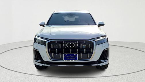 White 2025 Audi Q7 55 Premium Plus