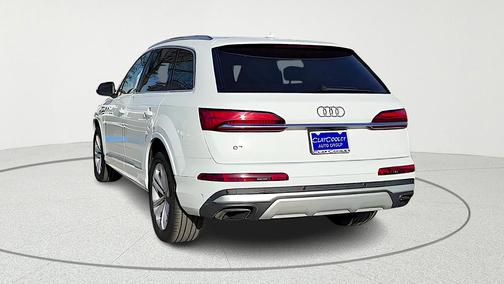 White 2025 Audi Q7 55 Premium Plus