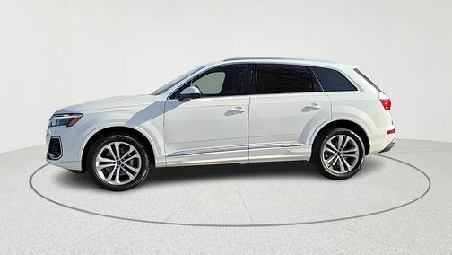 White 2025 Audi Q7 55 Premium Plus
