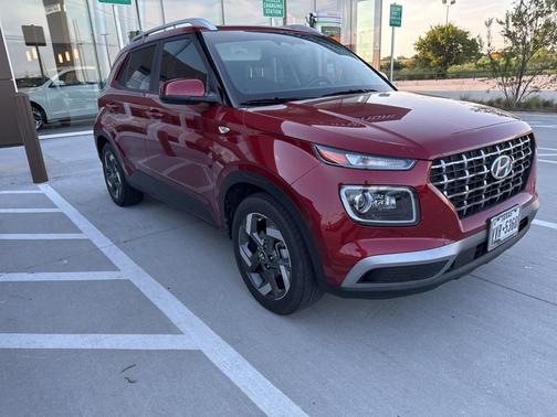 2024 Hyundai VENUE Limited
