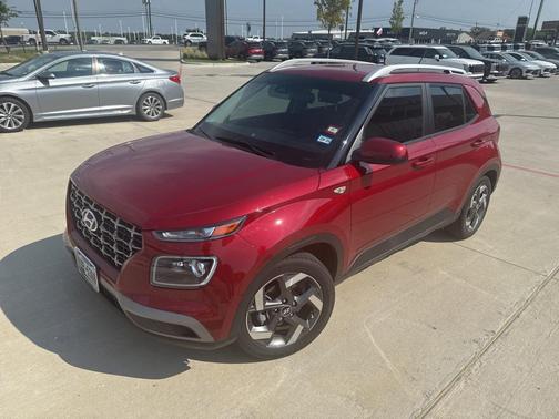 2024 Hyundai VENUE Limited