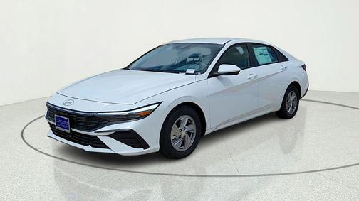 Serenity White 2026 Hyundai ELANTRA SE