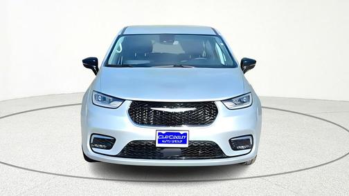 Silver Mist Clearcoat 2024 Chrysler Pacifica Touring L