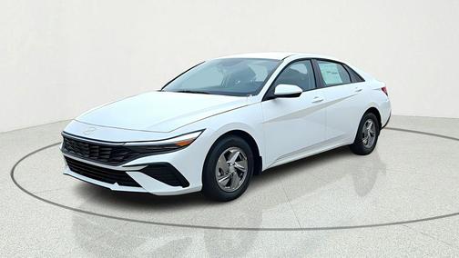 Serenity White Pearl 2026 Hyundai ELANTRA SE