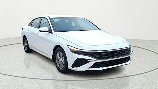 Serenity White Pearl 2026 Hyundai ELANTRA SE