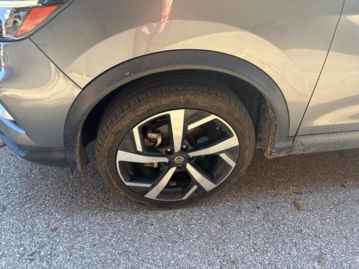 2020 Nissan Rogue Sport SL